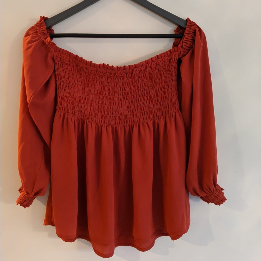 EXPRESS BLOUSE OFF SHOULDER BRICK COLOR